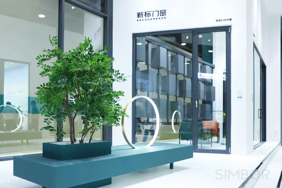 定制整年|新标门窗x第十一届广州定制家居展圆满收官！(图1)